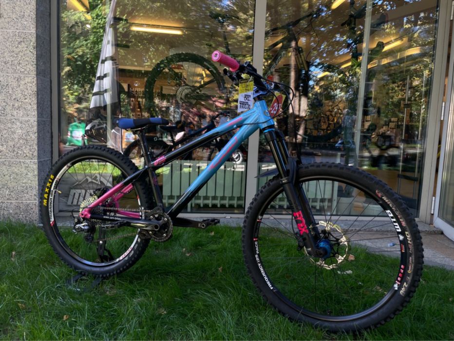 RAM 4x pumptrack dirt jump твърдак байк Fox Shimano Maxxis Renthal Hope Saint