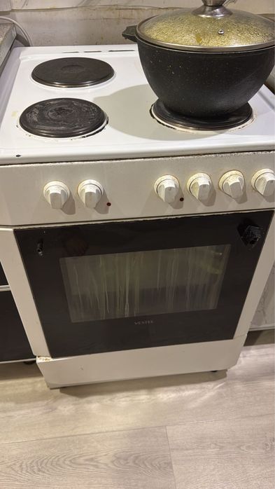 Продам электроплиту