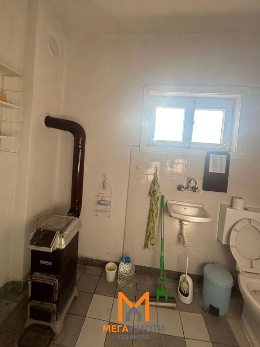 Продажба Къща гр. Севлиево - с. Малки Вършец 69m² и двор 980m²