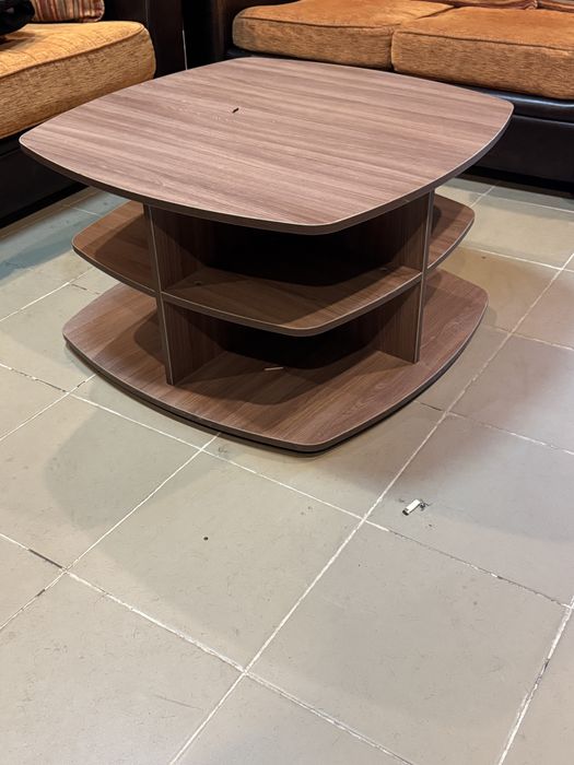 Журнальный столик