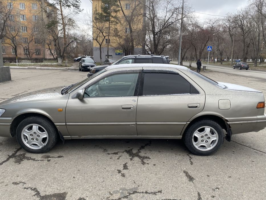 Продам Toyota Camry