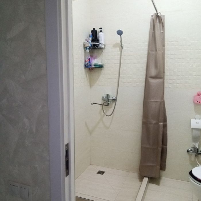 Srochna dom sotiladi