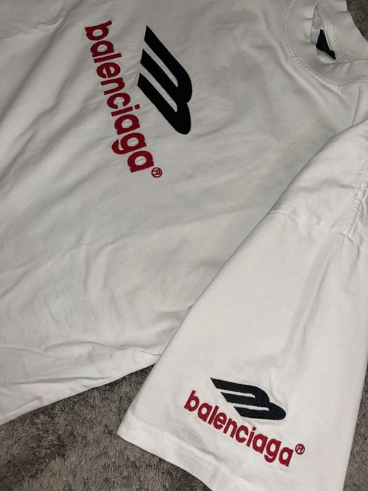 Tricou Balenciaga