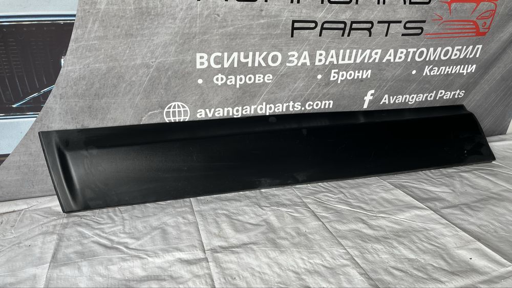Декоративна лайстна на предна лява врата Nissan Qashqai 2008-