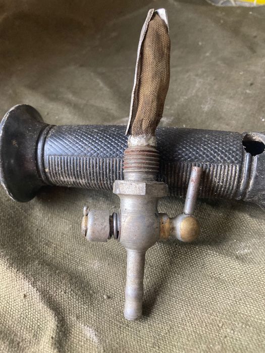 Карбуратор за мотоциклет“ЯВА”