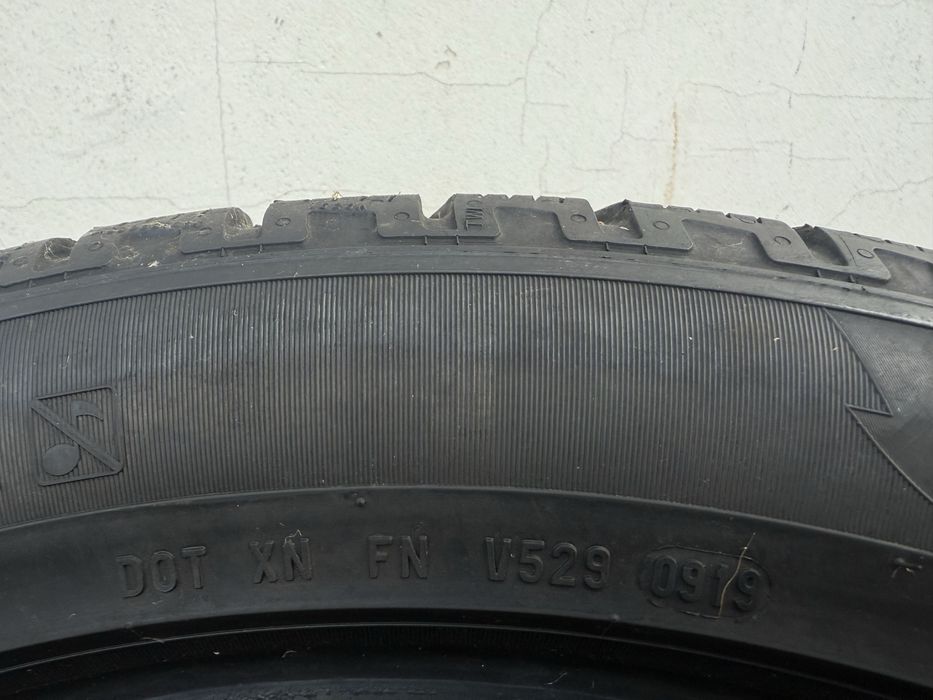 Set 4 anvelope iarna 285/40 R21