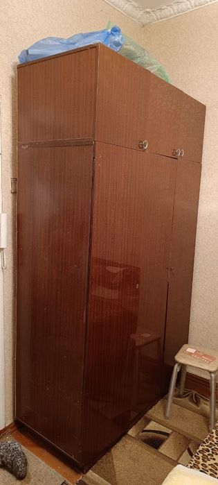Отдам даром шкафы