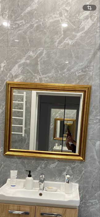 Продам зеркало 80*80