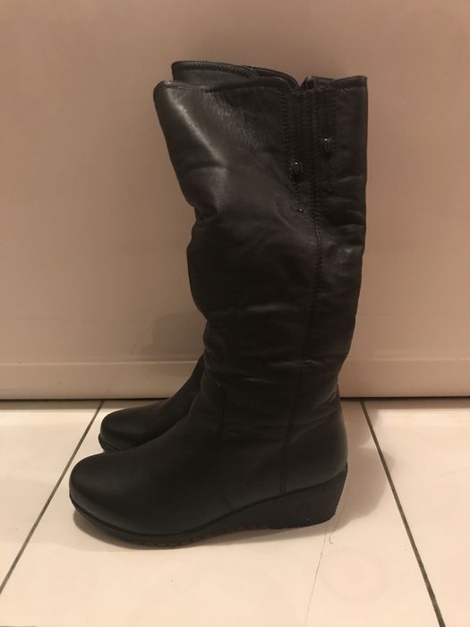 Женские сапоги