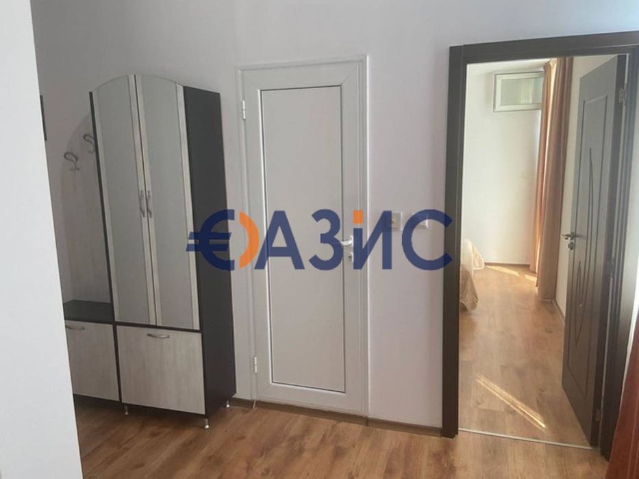 Продава се Двустаен апартамент в к.к. Слънчев бряг - 50 кв.м за 1550 €/кв.м - Снимка #5