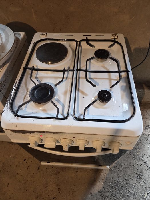 Продаются газ плита