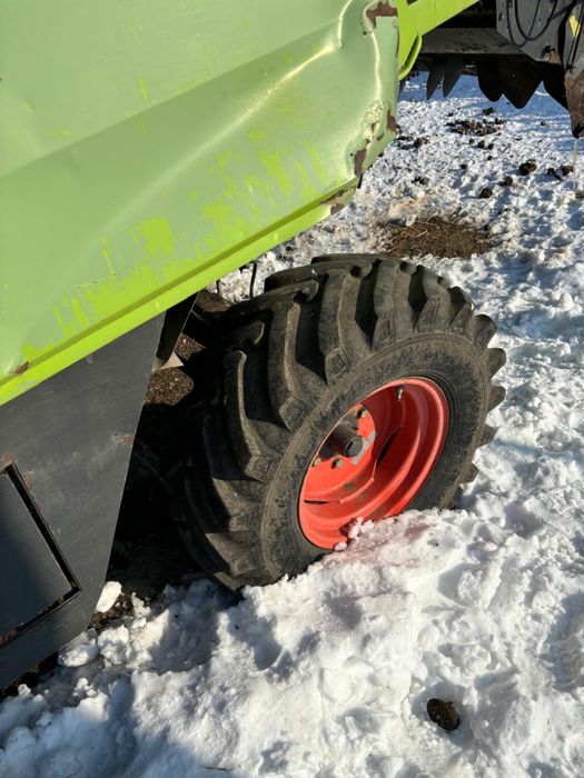 Комбайн claas medion