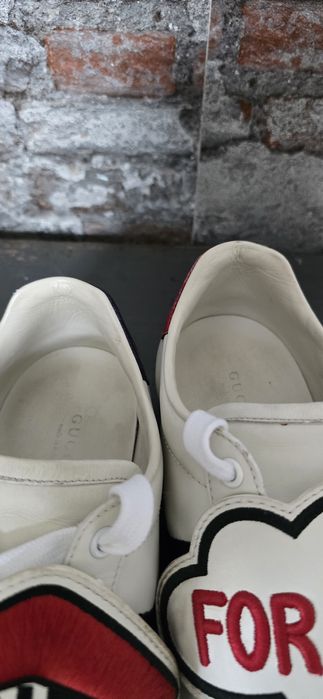 Gucci кожа оригинални!