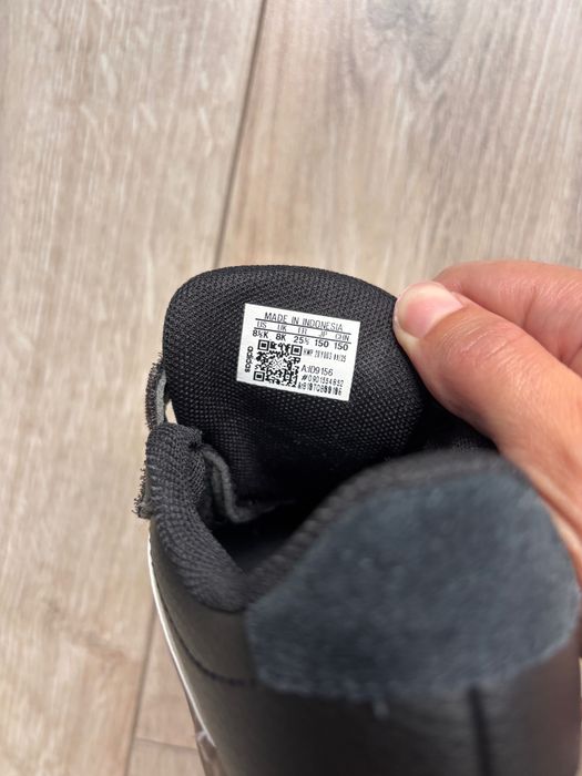 Маратонки adidas