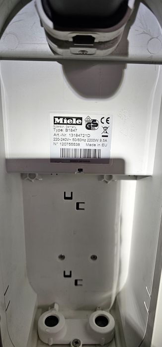 Statie de calcat Miele B1847