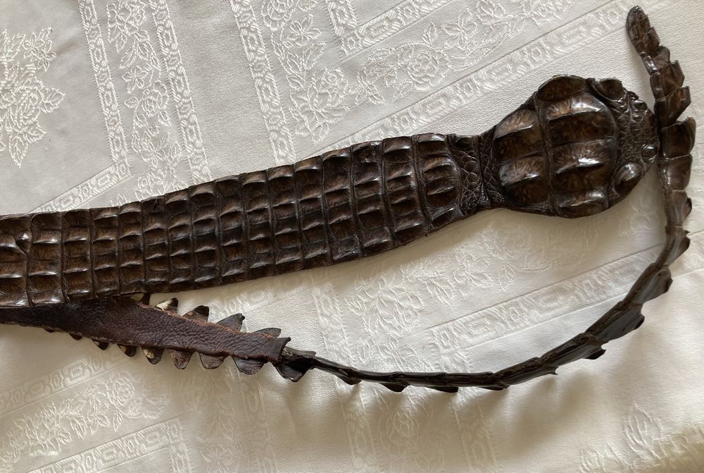Колан от кродилска кожа