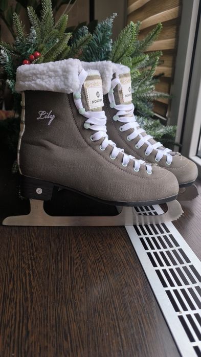 Утеплённые коньки