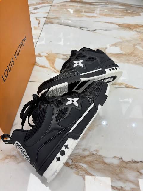 Louis Vuitton skate Full Box*calitate premium*
