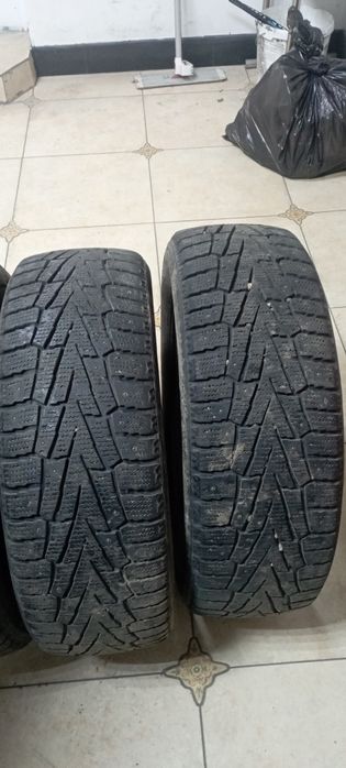 225/55/18 комплект зимних ШИН