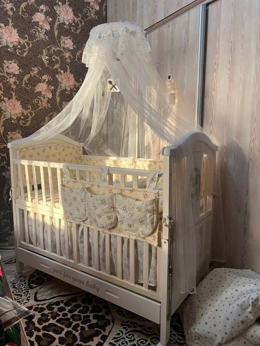 Детска кроватка  продается