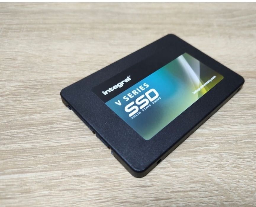 Vand SSD 1TB 2.5" Laptop / Pc Solid State Drive Integral stare Nou