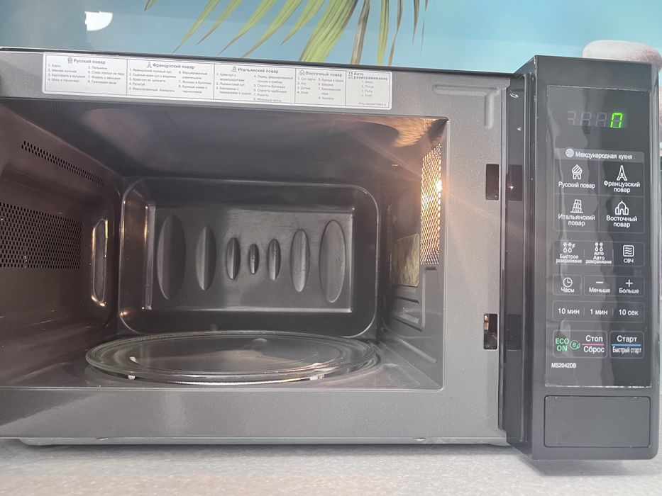 Микроволновая печь