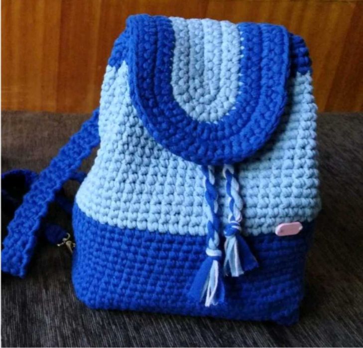 Плетени раници в синьо, ръчна изработка, нови с модерна визия