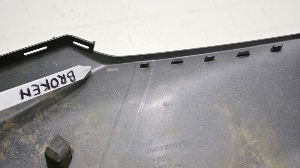 Carena Fata Lateral Stanga Yamaha X-MAX 125 / 300 2023 - 2026