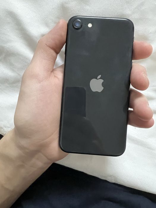 Iphone SE 2020 года