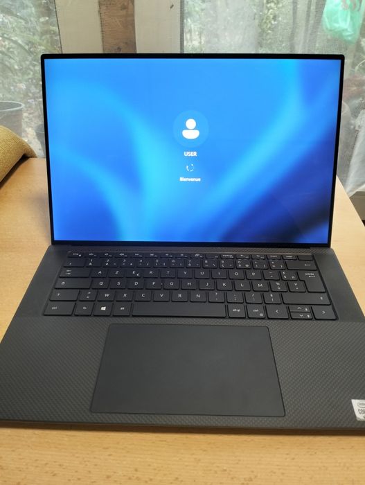 Laptop Dell Precision 5550 cpu i9 Generatia 10 32 GB DDR4, touchscreen,, gaming