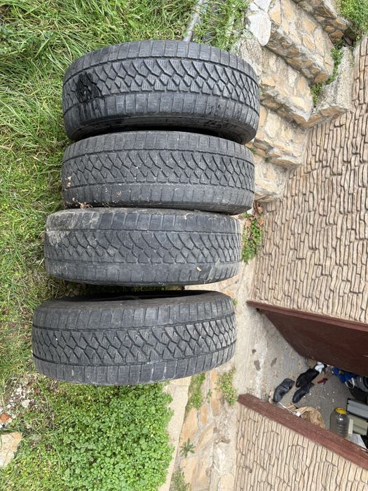 Iveco dayli 35c18 зимни гуми с джанти