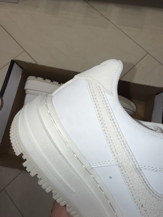 Nike Air Force 1 Luxe “Triple White” - размер 44, 47, 47.5