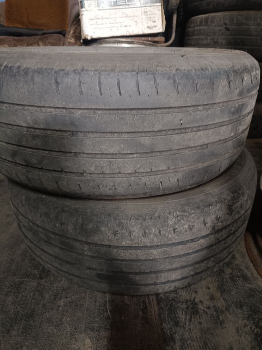 Продам резину 2500 за штуку
