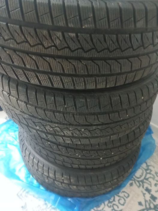 Зимние шины Farroad