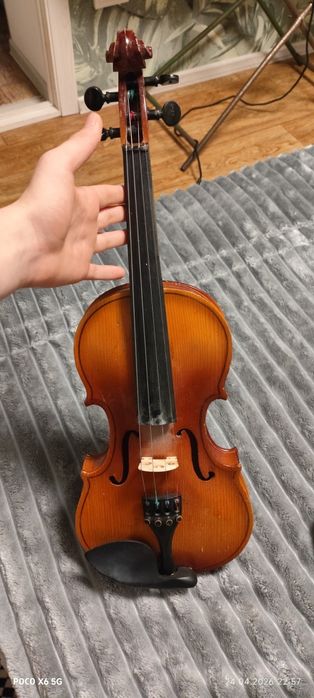 Скрипка размер 3:4 хорошая 2 смычка в подарок