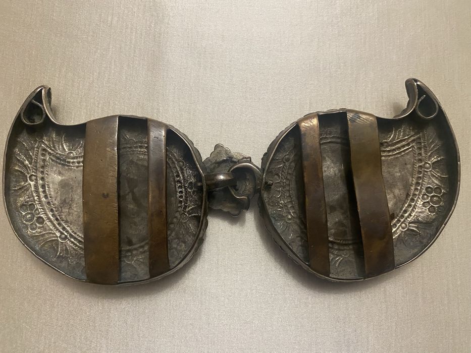 Котленска сребърна религиозна пафта , Константин и Елена много рядка