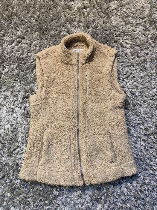 vesta polar calvin klein crem