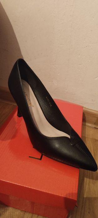 Туфли женская шпилька