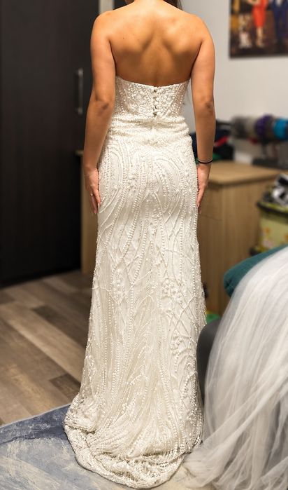 Rochie mireasa La Novia, XS, cu capa inclusa perle cusiute manualp