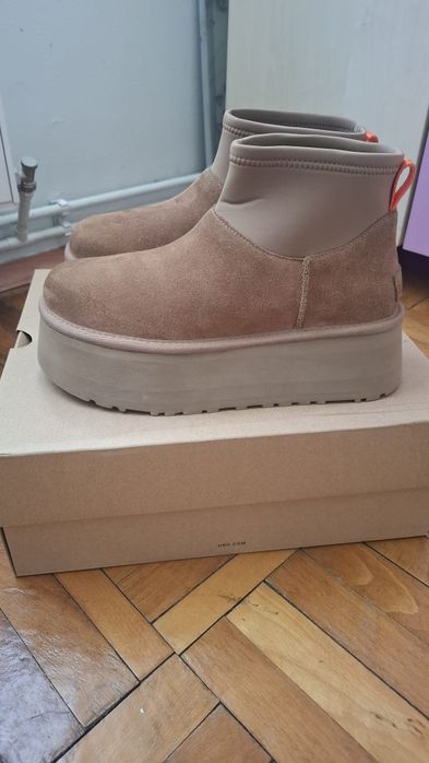 UGG  mini dipper
