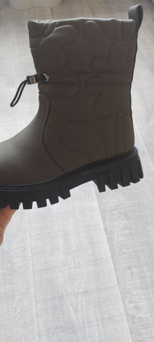 Продам сапоги зимние на девочку