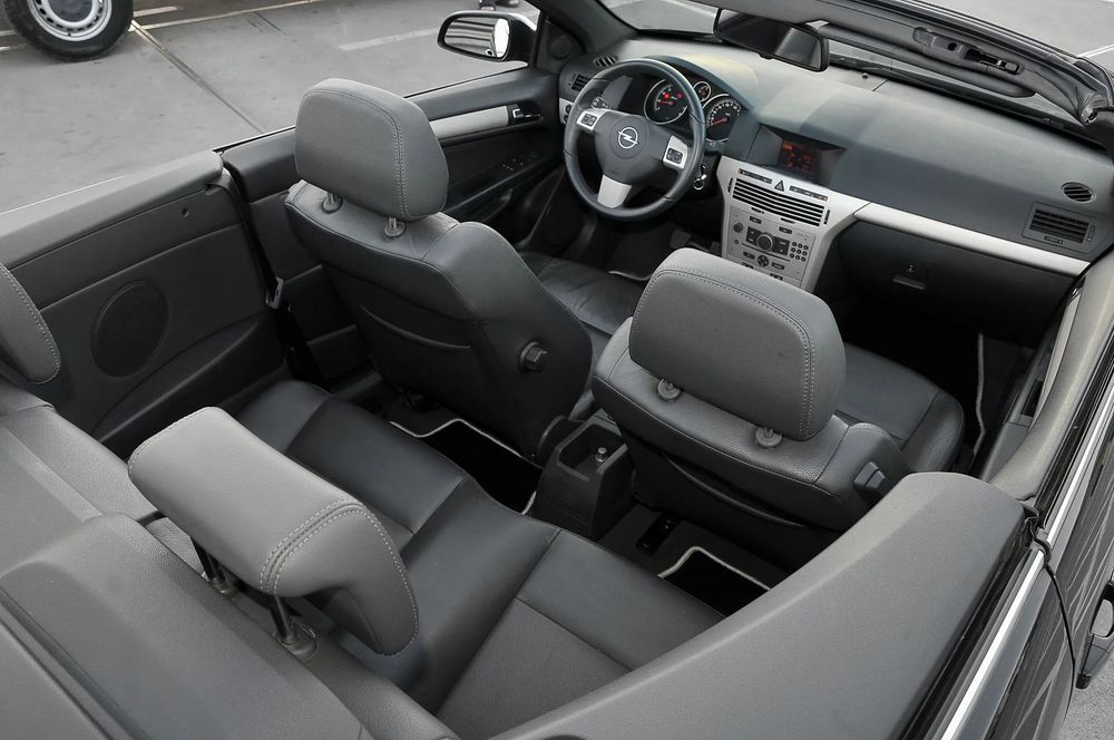 Opel Astra Posibilitate finantare /Dacapotabila /Pilot Aut. /Clima /PieleTextil