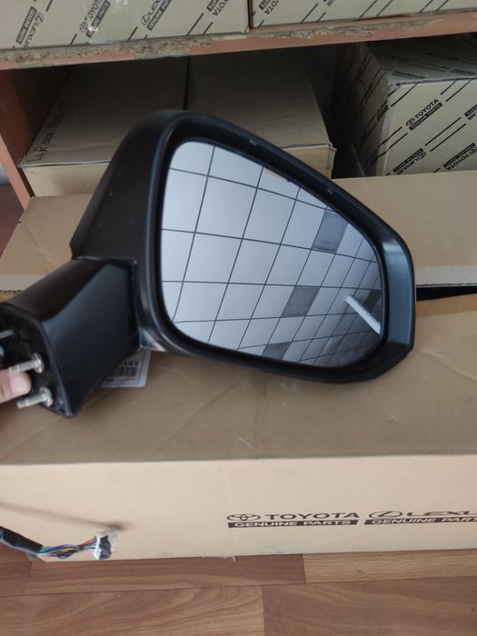 Зеркало заднего вида правое на Тойота РАВ-4 поколение 2019г-2024г