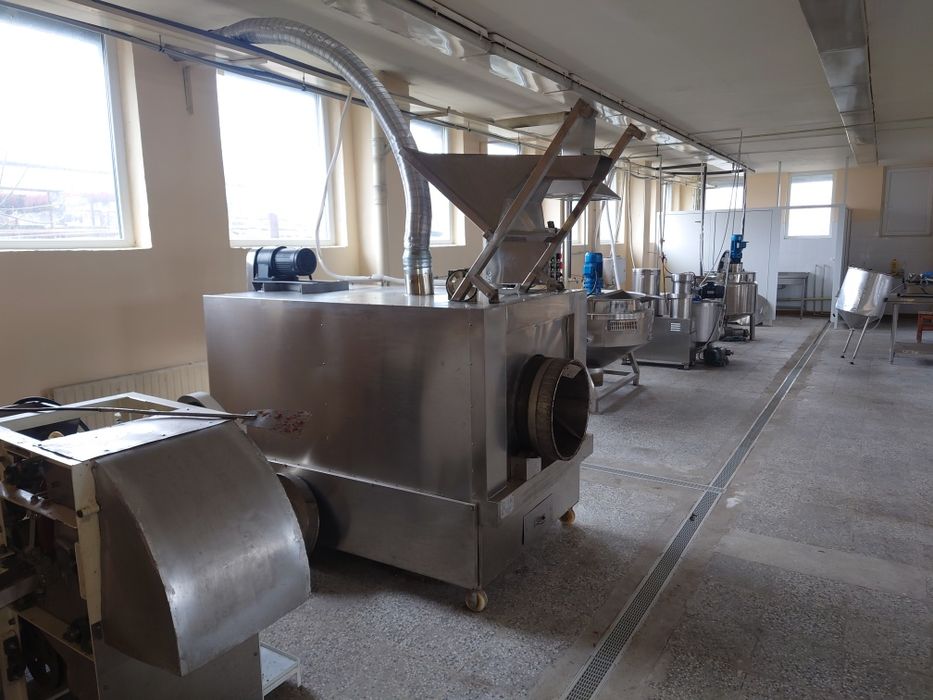 Оборудване за производство на фъстъчено масло, тахан, бадемово масло и