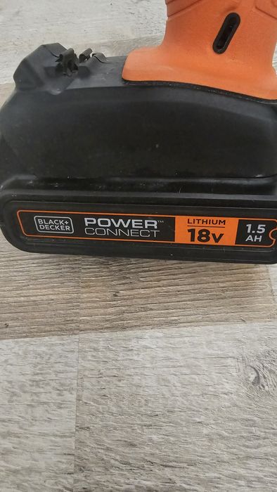 Винтоверт 18V Black Decker