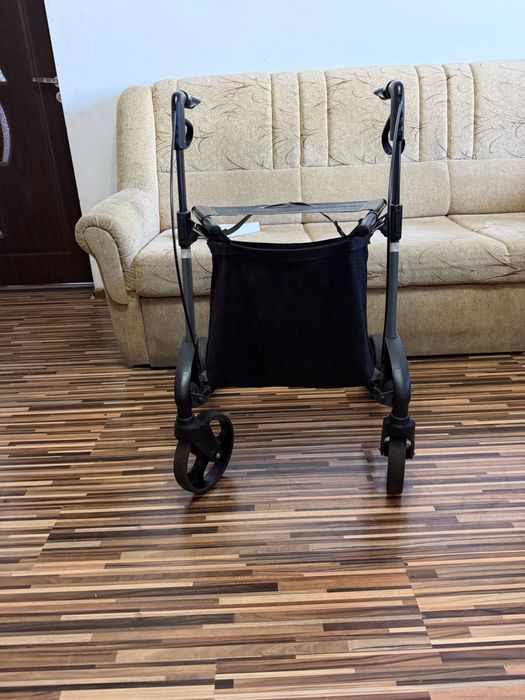 Rolator persoane handicap