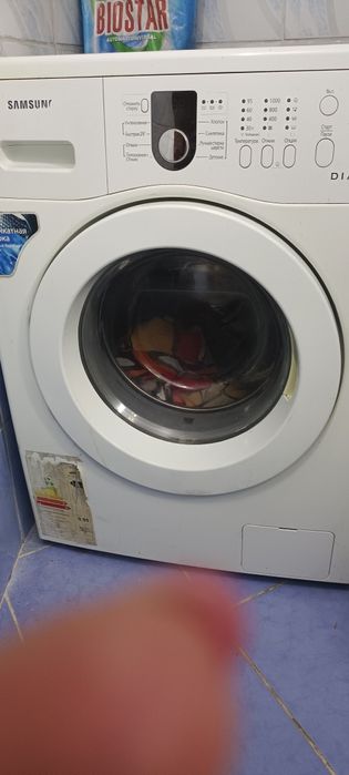 стиральная машинкп   "Samsung"
