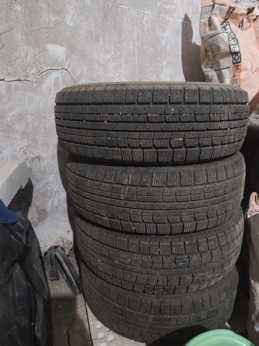 Продам шины всесезонные
