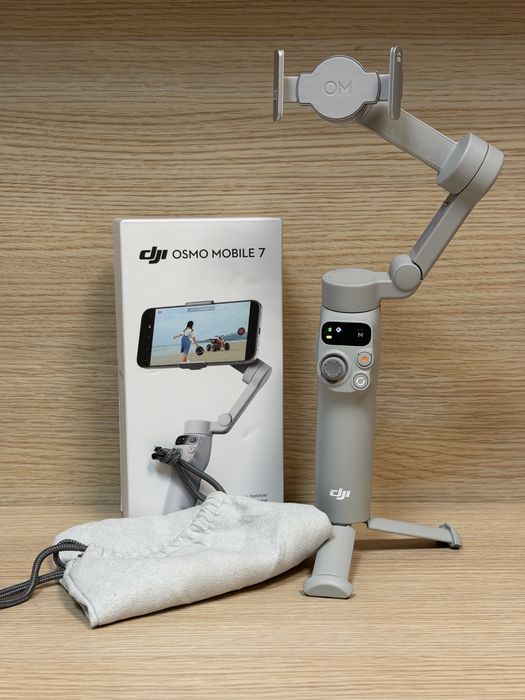DJI Osmo Mobile 7