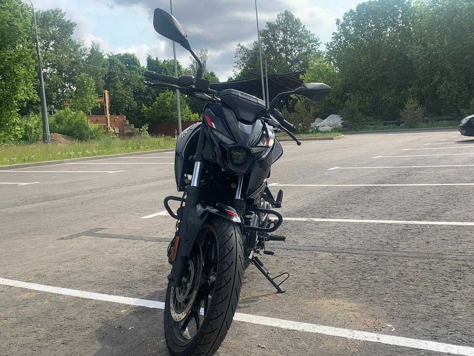 Мотоцикл Bajaj Pulsar N250